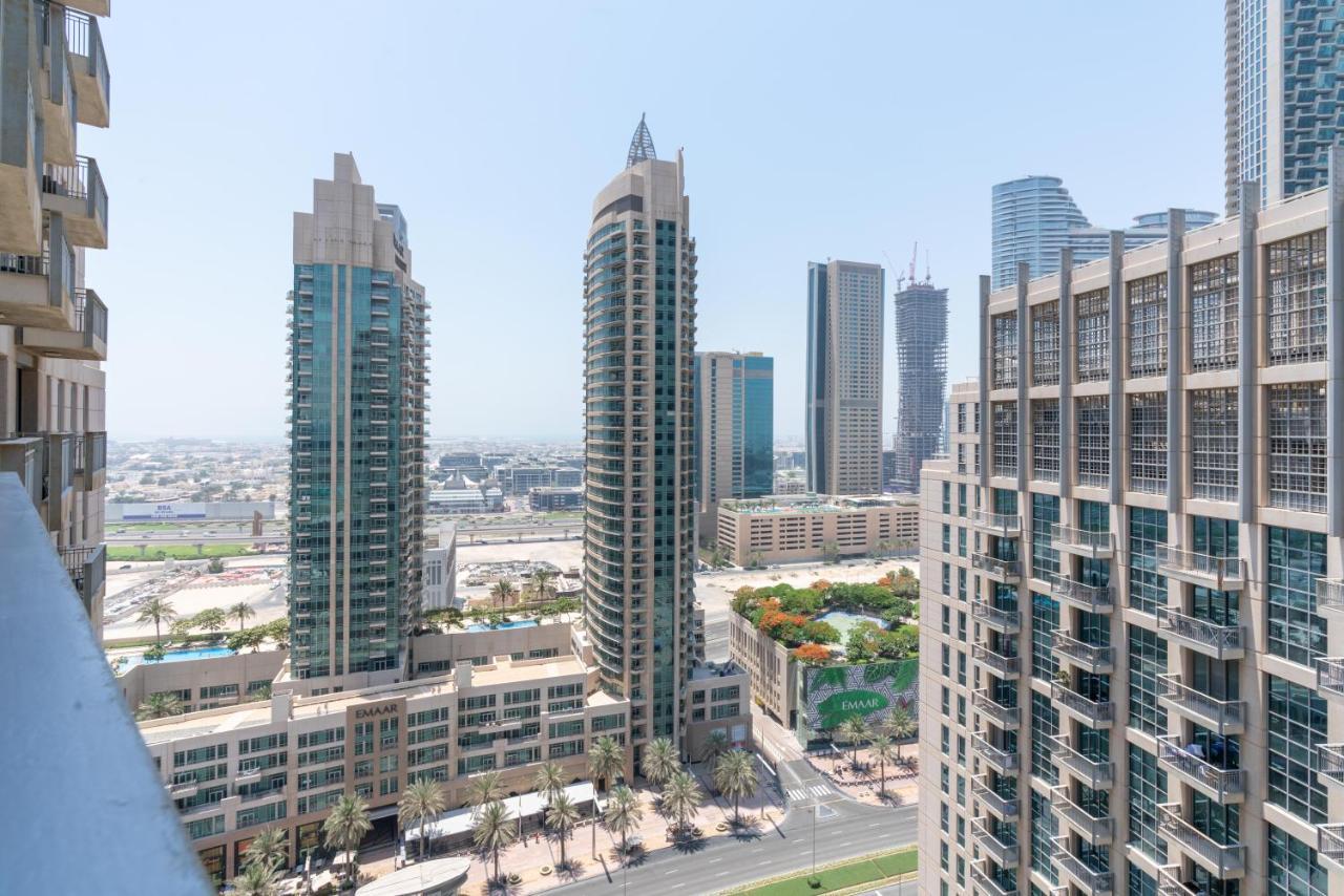 Ultimate Stay / 4 Beds / Burj Khalifa View دبي المظهر الخارجي الصورة