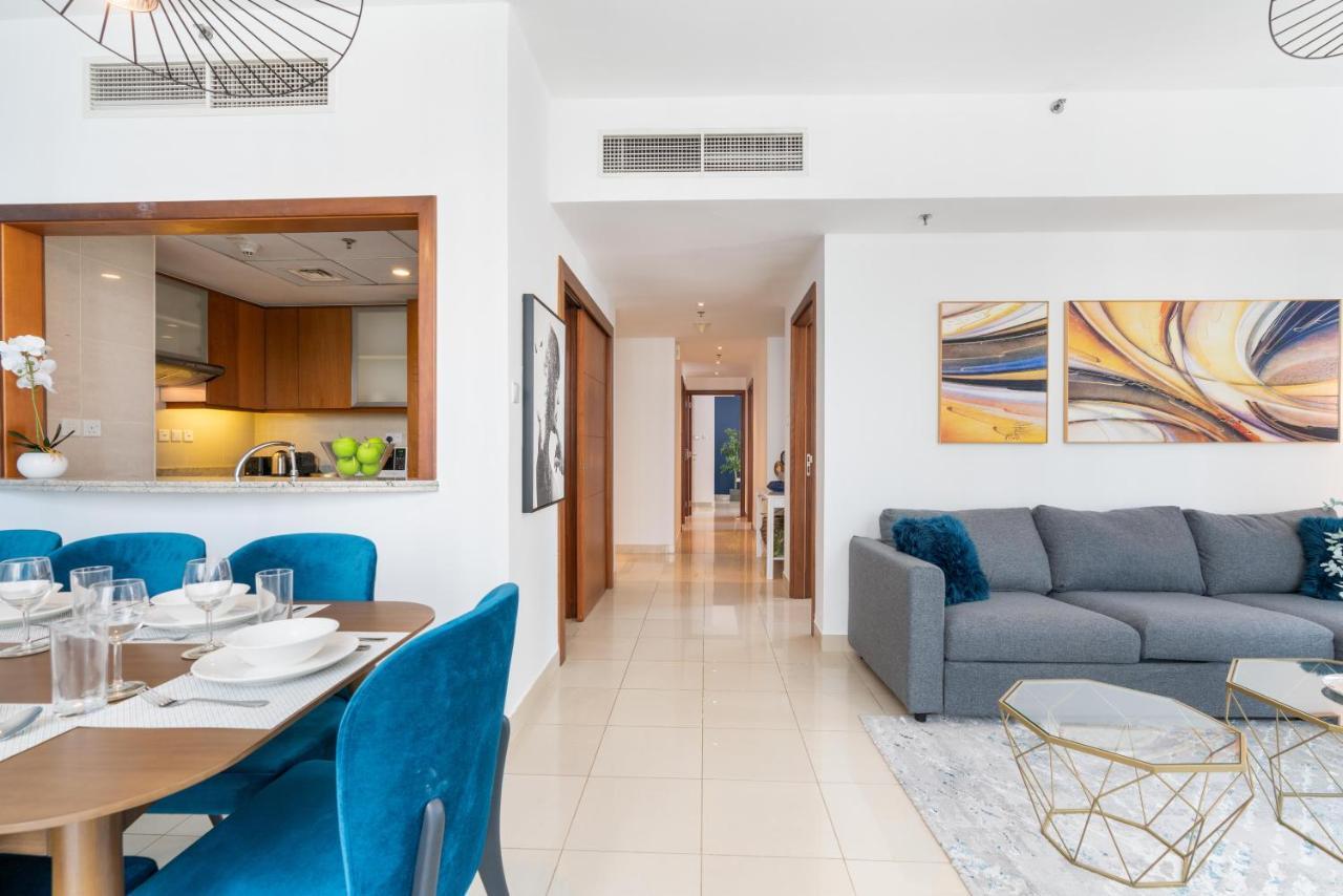 Ultimate Stay / 4 Beds / Burj Khalifa View دبي المظهر الخارجي الصورة